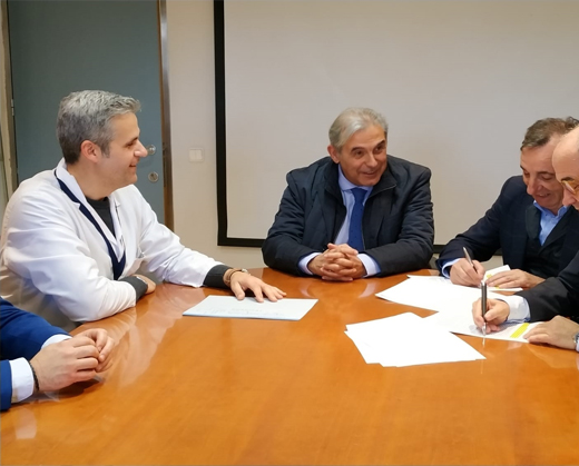 Foto Signatura del conveni amb St Andreu de la Barca Vitalia